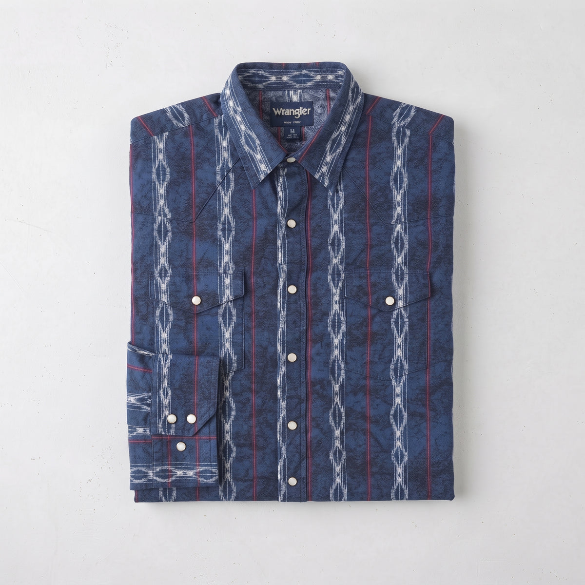 Wrangler Men's Retro Ikat Stripe Long Sleeve Western Snap Shirt