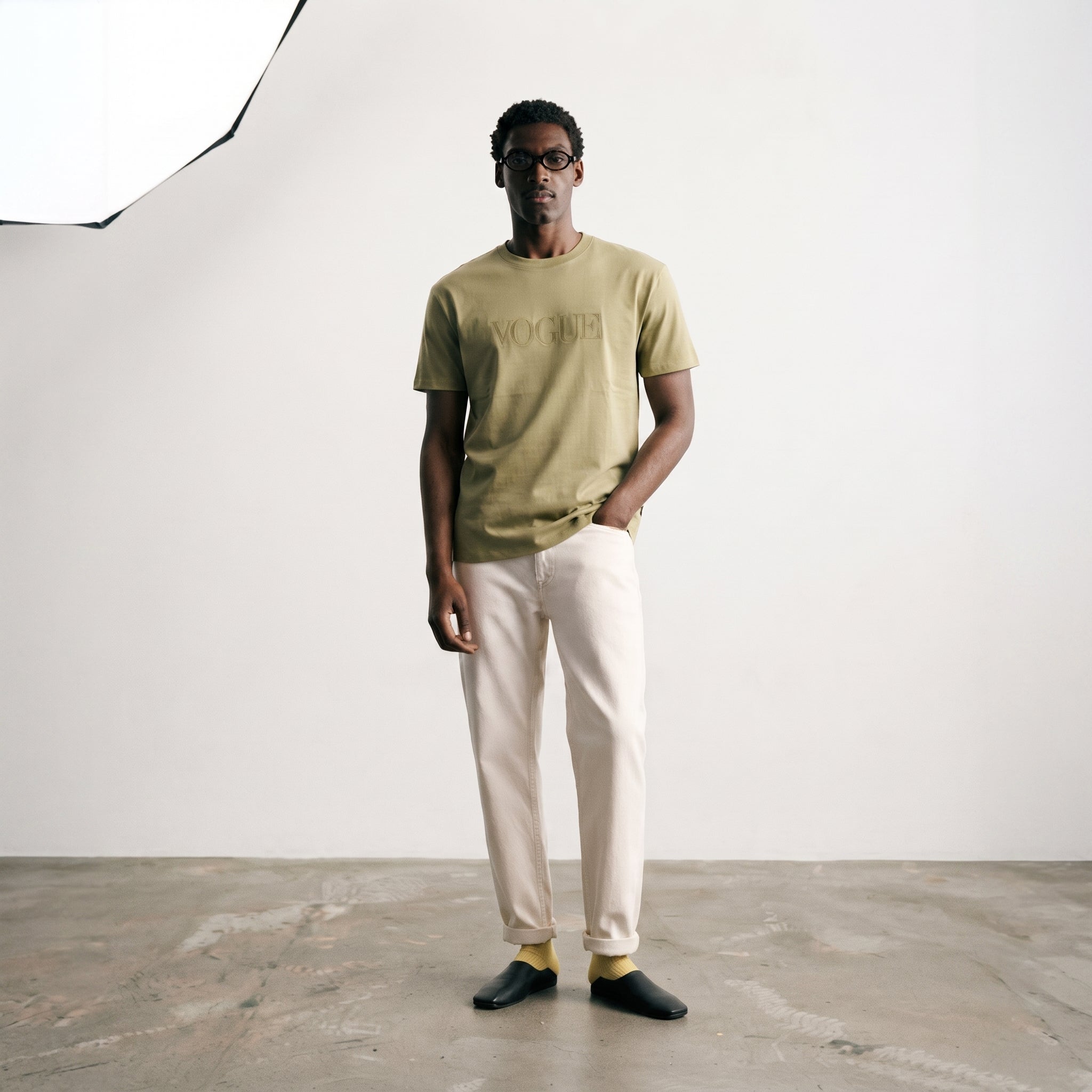 Vogue | Embroidered Logo Classic T-Shirt