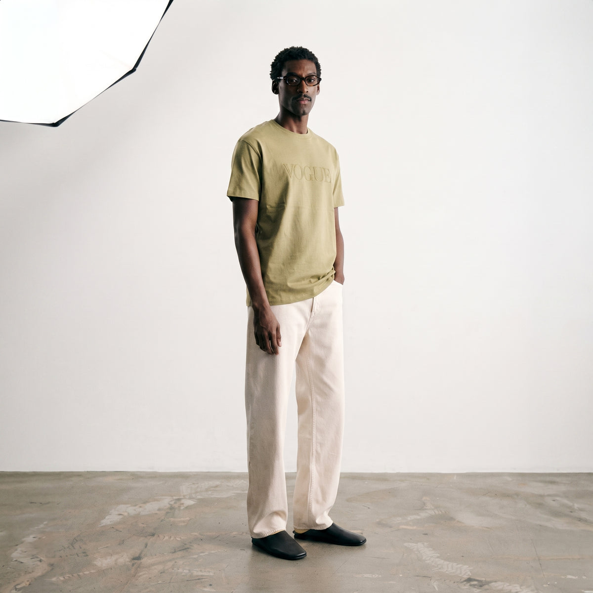 Vogue | Embroidered Logo Classic T-Shirt