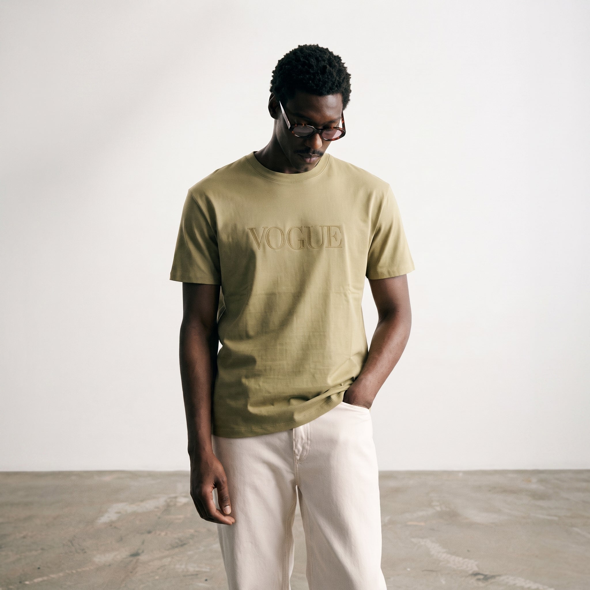 Vogue | Embroidered Logo Classic T-Shirt