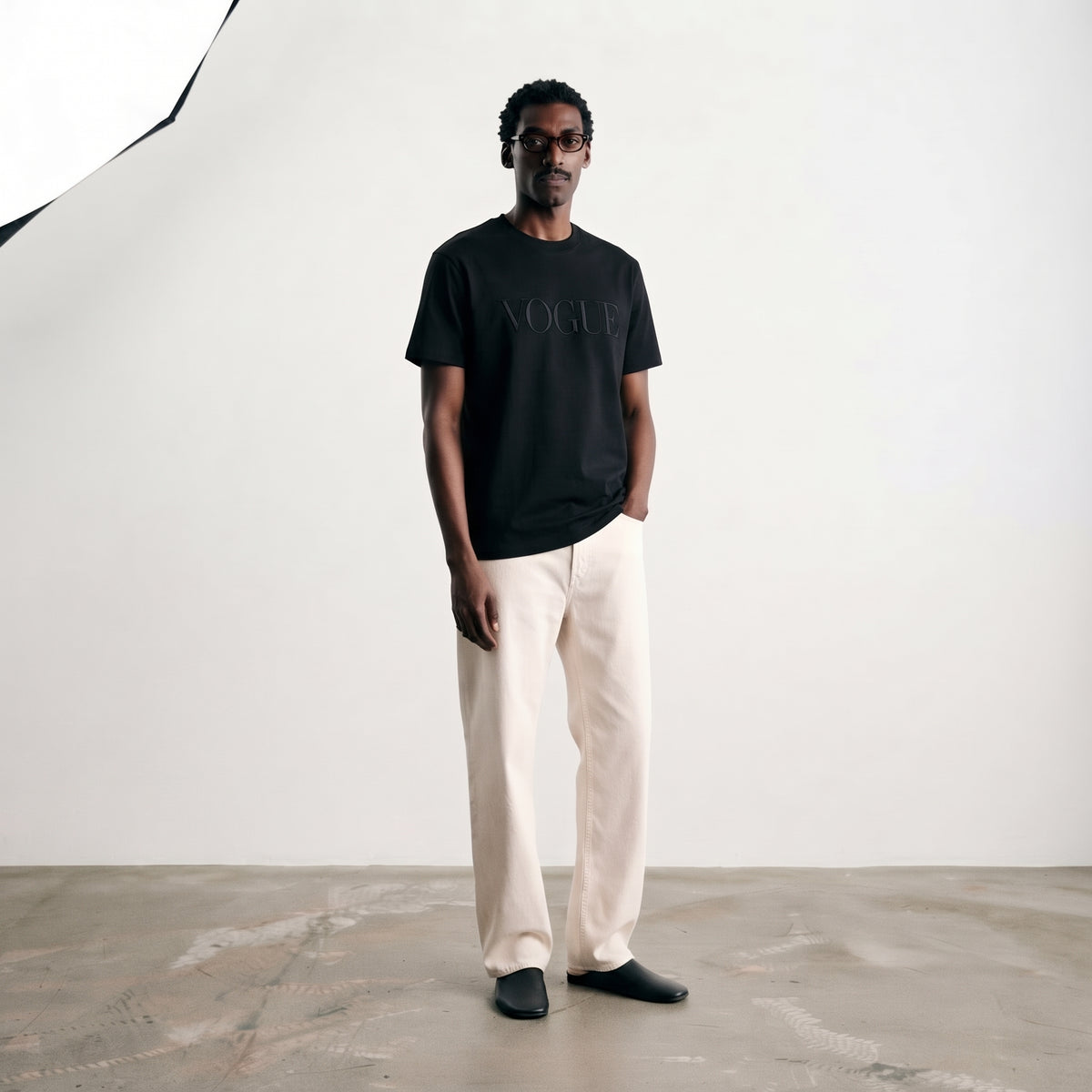 Vogue | Embroidered Logo Classic T-Shirt