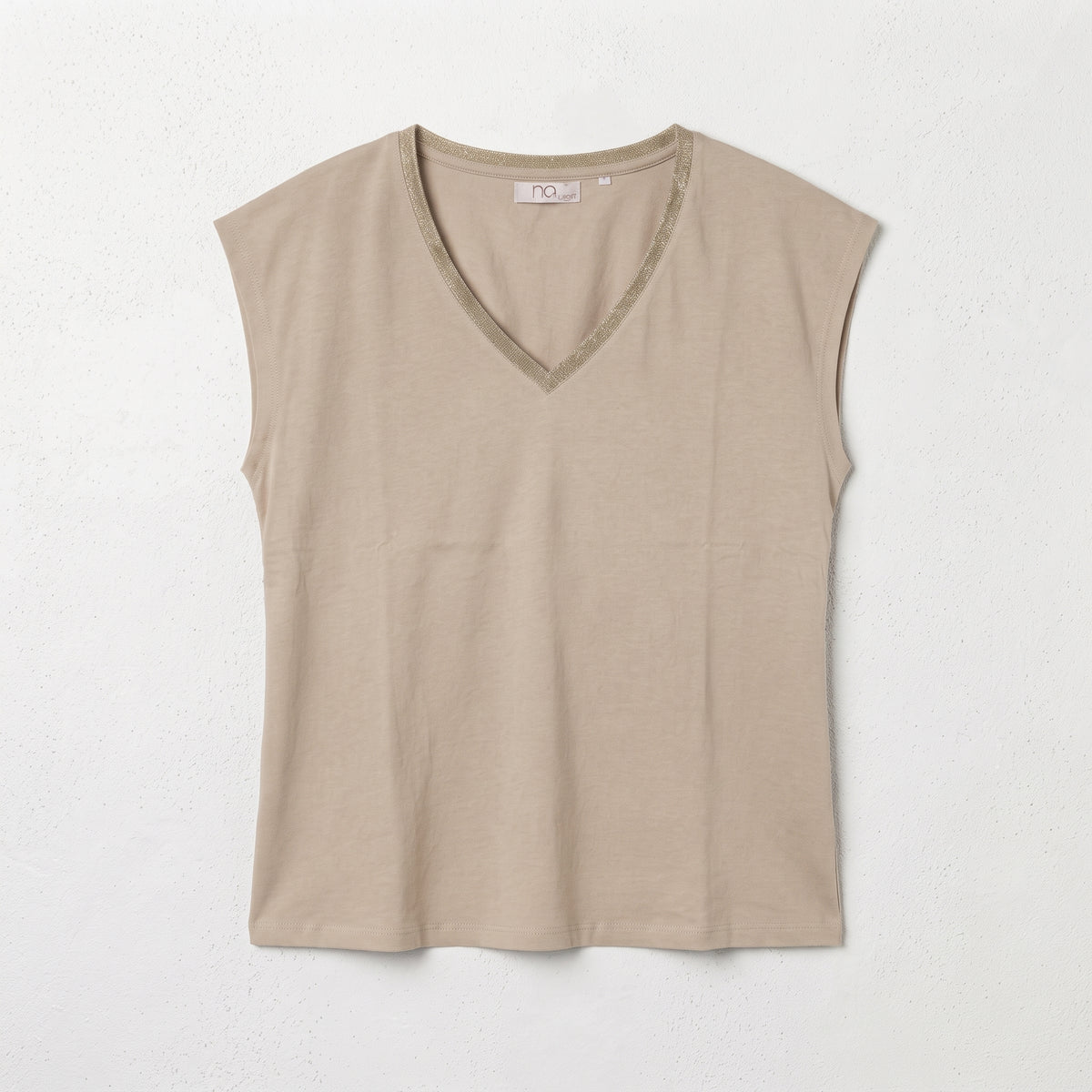 MLN | Women's Contrast Trim Deep V-Neck Muscle Tee - Black & Taupe