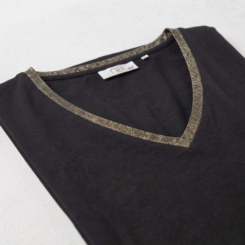 MLN | Women's Contrast Trim Deep V-Neck Muscle Tee - Black & Taupe