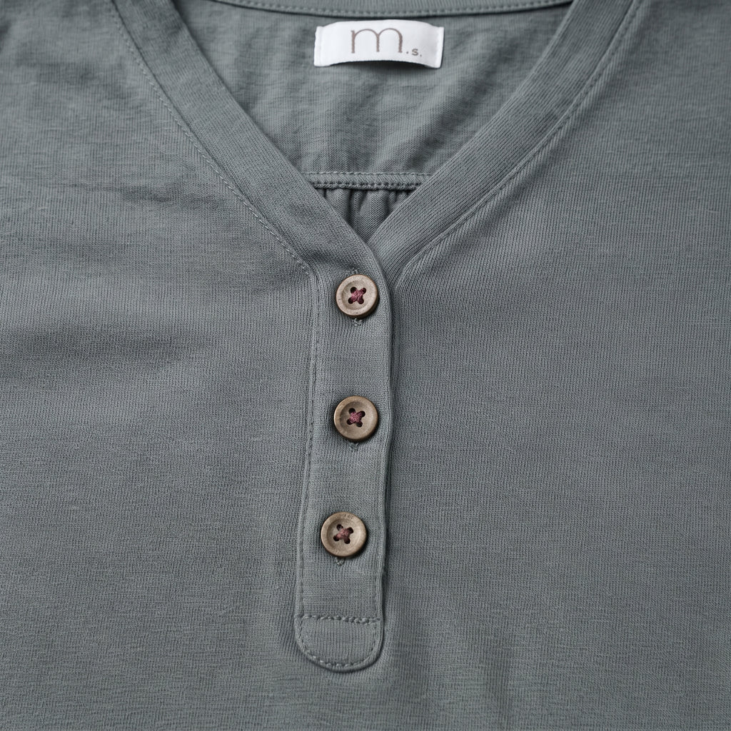 MLN | Slub Cotton Henley Long Sleeve Top