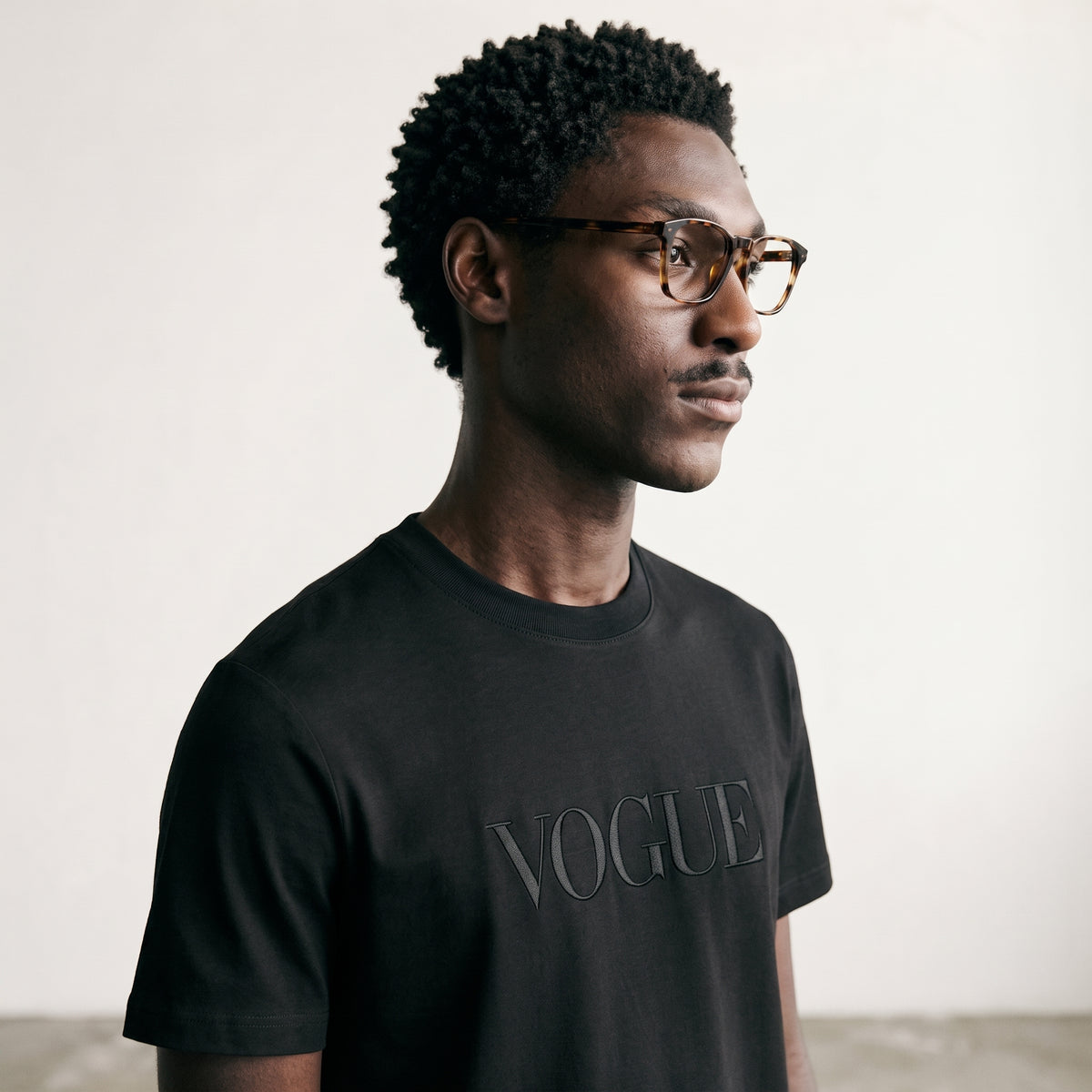 Vogue | Embroidered Logo Classic T-Shirt