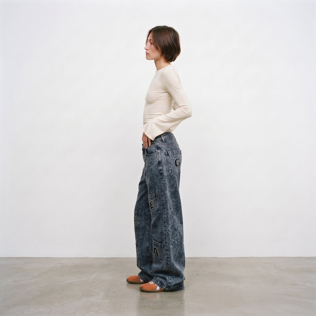 LVD Women's Multi-Pocket Letter Patch Baggy Skate Jeans
