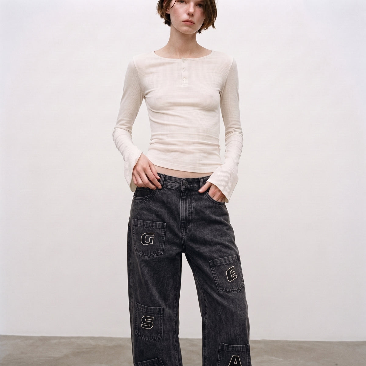 LVD Women's Multi-Pocket Letter Patch Baggy Skate Jeans