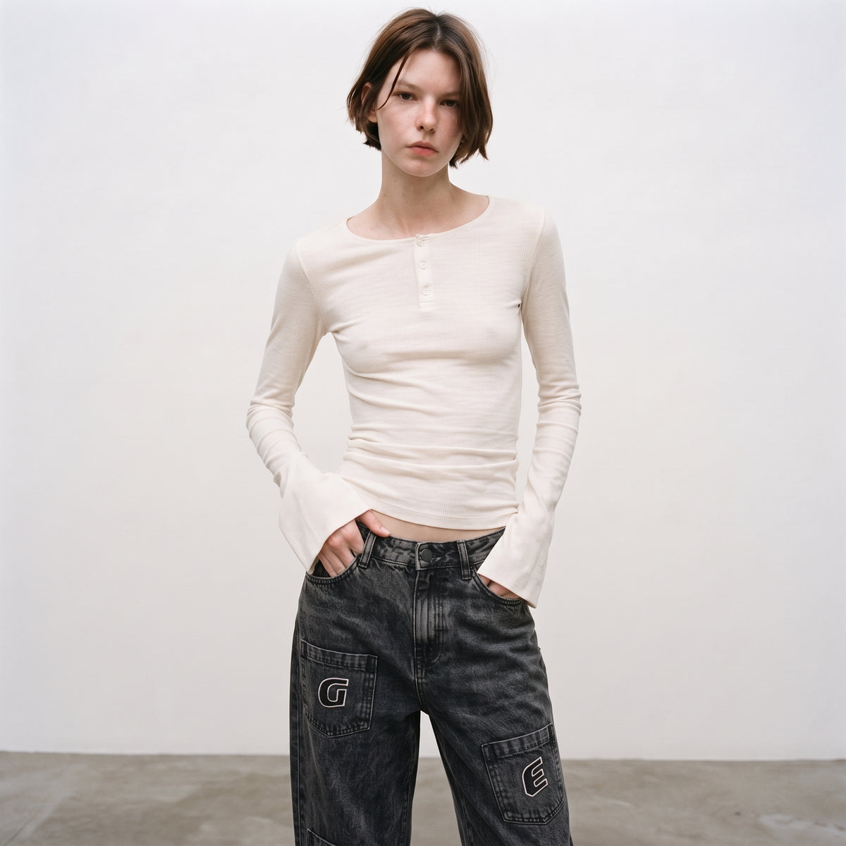 LVD Women's Multi-Pocket Letter Patch Baggy Skate Jeans